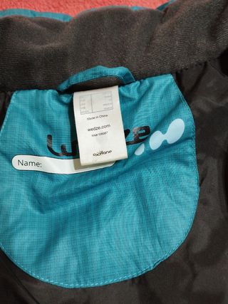 Cazadora acolchada azul