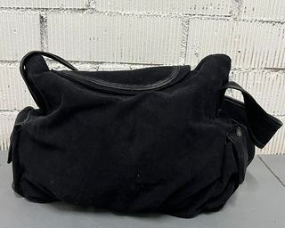 Bolso negro con mariposa