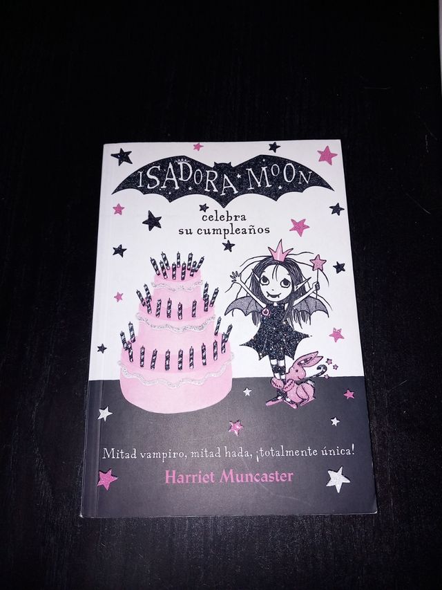 Isadora Moon celebra su cumpleaños / Isadora Mo...
