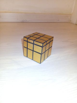 Cubo Rubik Espejo Dorado
