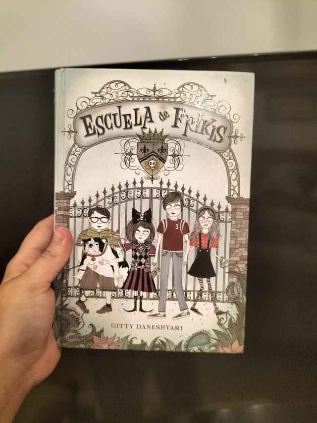 Escuela de frikis (Escuela de frikis 1) (Serie ...