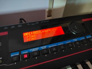 Sintetizador Roland Juno Di