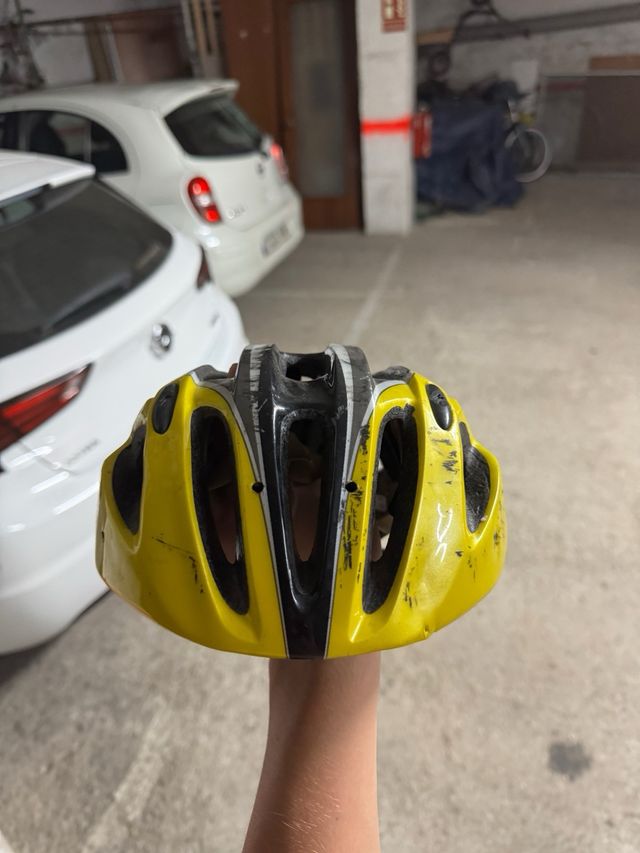 Casco Specialized MTB Amarillo