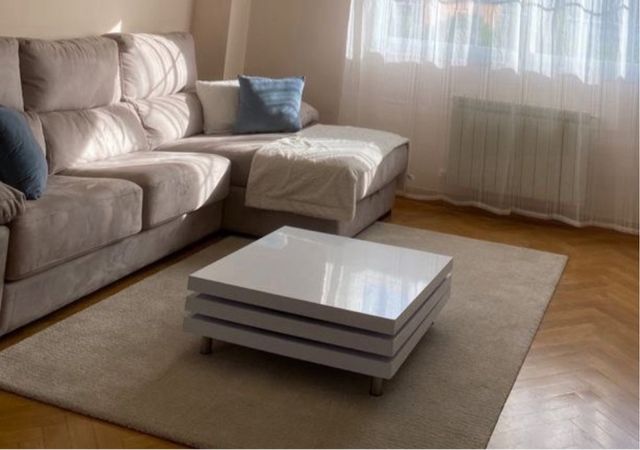 Mesa de centro moderna blanca