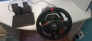 Volante Thrustmaster T128 con Pedales