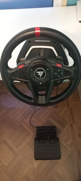 Volante Thrustmaster T128 con Pedales