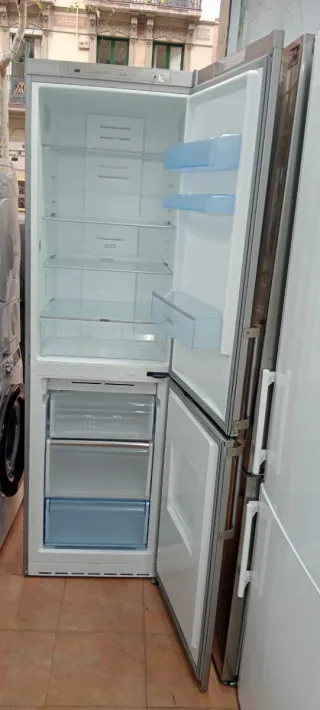 NEVERA COMBI BALAY NO FROST ENERGÍA A+