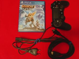 Consola PS4 Negra + Mando y Juego