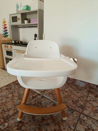 Trona/Silla 2 en 1 de madera y plástico 