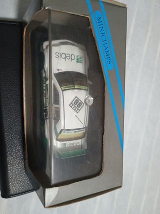 Modellino Minichamps Mercedes 190 E