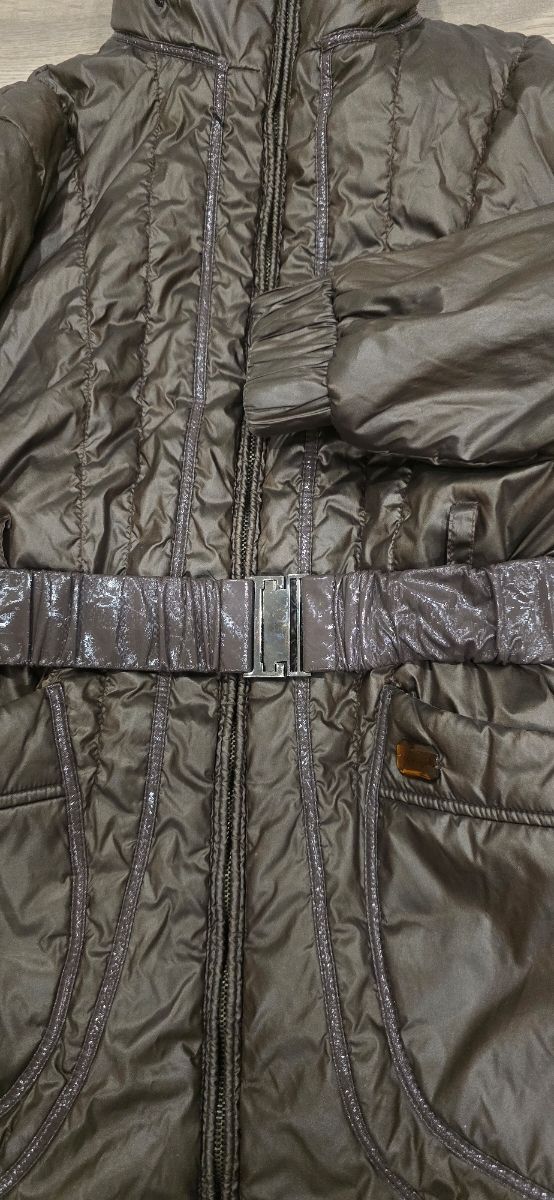 Guess by Marciano Plumas Largo Marrón