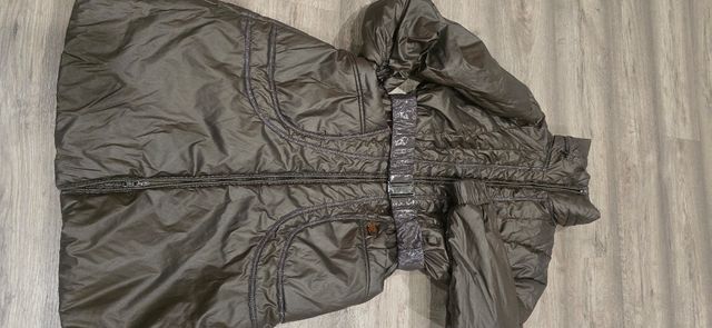 Guess by Marciano Plumas Largo Marrón