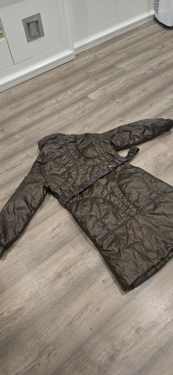 Guess by Marciano Plumas Largo Marrón