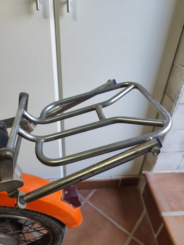 Porta bultos Vespino