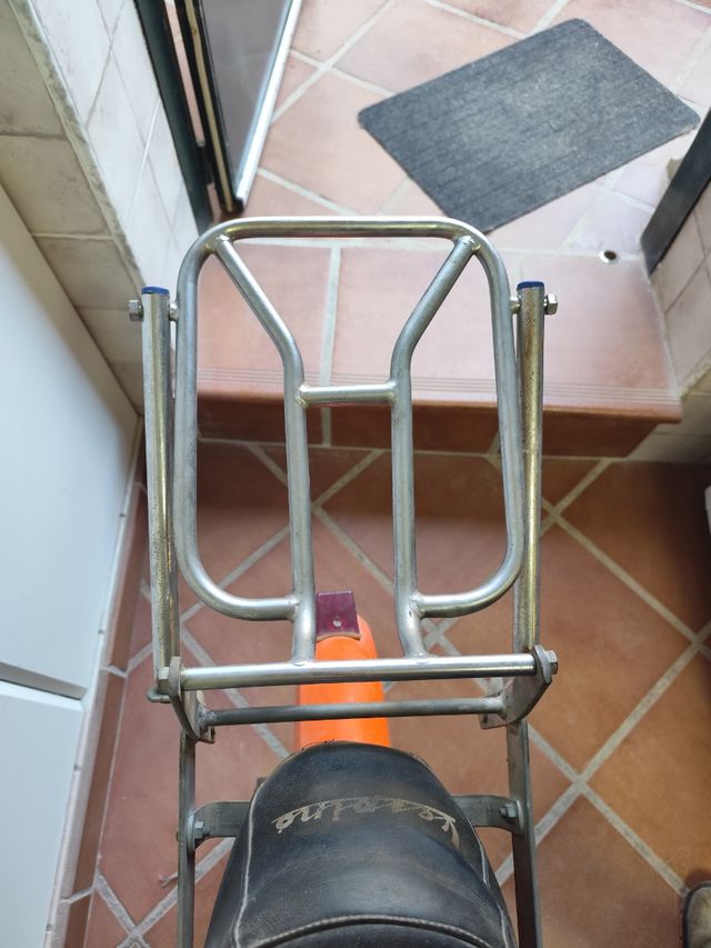 Porta bultos Vespino