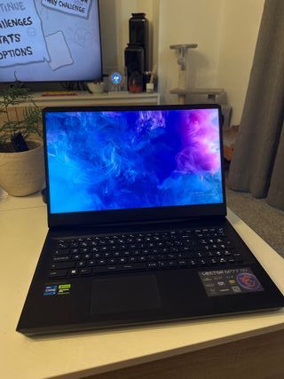 Portátil Gaming MSI Vector GP77 13V