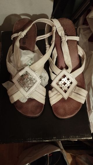 Sandalias de cuña para mujer y esparto verde y bla