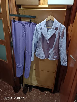 Traje de chaqueta rojo