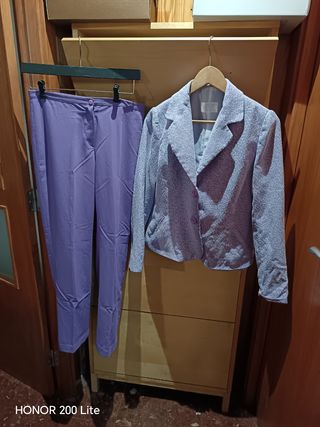 Traje de chaqueta rojo