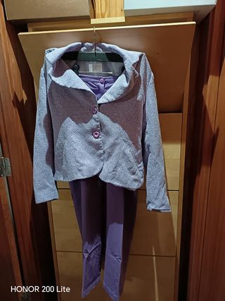 Traje de chaqueta rojo