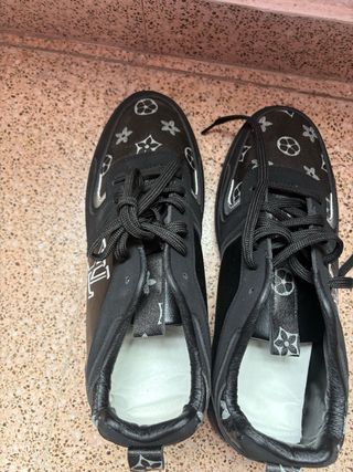 Zapatos Negros
