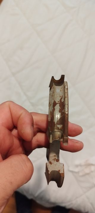 Fresa para uñeros de puertas