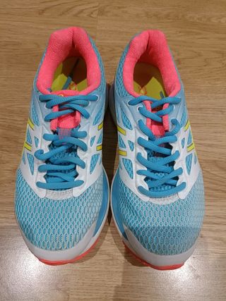 Zapatillas Asics Gel cumulus 18 Correr Azul y Rosa