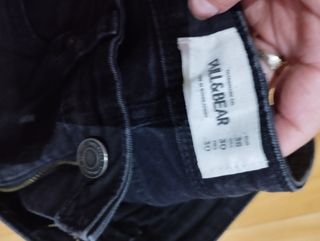 Pantalón vaquero Pull&Bear negro