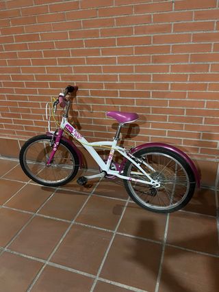 Bicicleta infantil rosa BITWIN