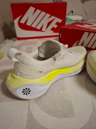 Nike ReactX Infinity Run 4 Blancas/Amarillas