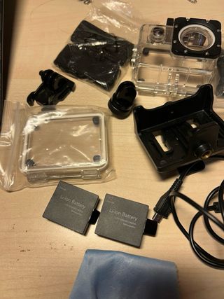 Victure Videocamera 1080P Wi-Fi + Accessori