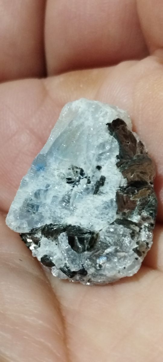 Piedra de Luna Arcoíris.