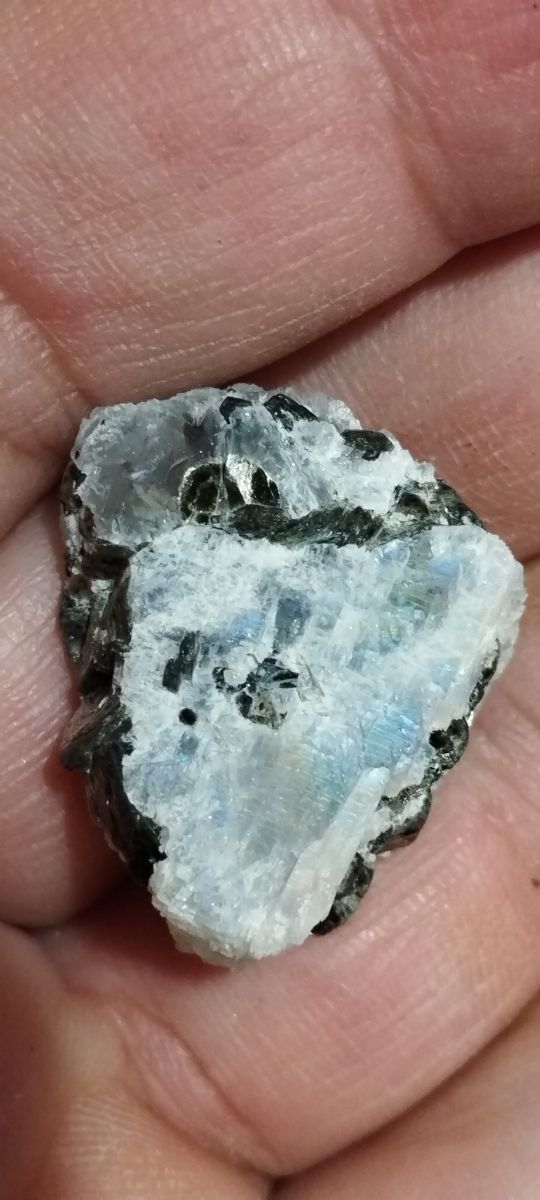 Piedra de Luna Arcoíris.