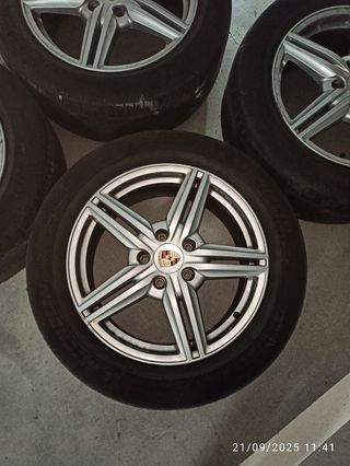 Llantas Porsche Cayenne 92A.
Originales. Ver fotos