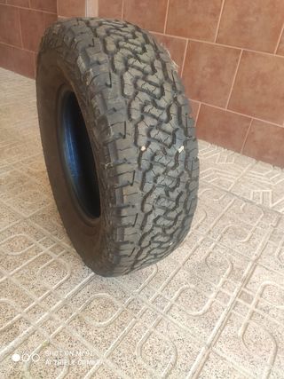 2 Ruedas mixtas 60/40 todoterreno nuevas. 235/75 R