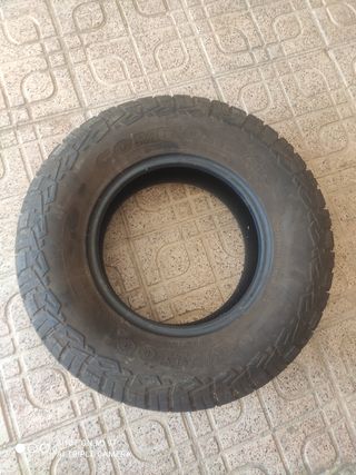 2 Ruedas mixtas 60/40 todoterreno nuevas. 235/75 R