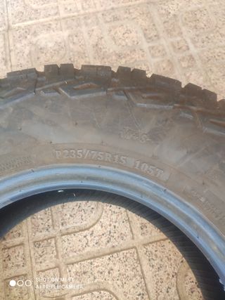 2 Ruedas mixtas 60/40 todoterreno nuevas. 235/75 R