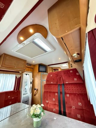 Autocaravana integral Rapido doble cama/Alko