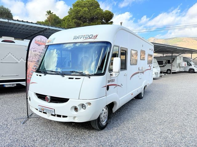 Autocaravana integral Rapido doble cama/Alko