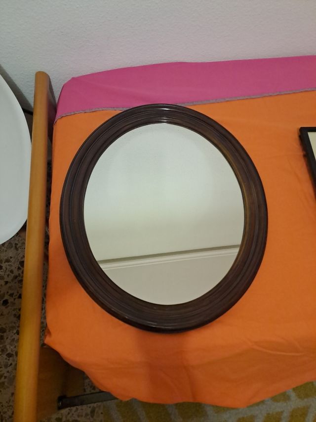 Espejo Ovalado Madera Oscura