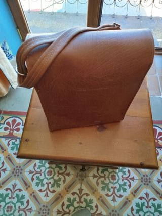 Cartera antigua de cuero