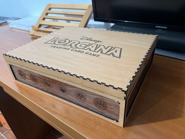 Caja de Cartas LORCANA Disney