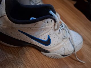 Zapatillas Nike Pista/Padel Talla 42
