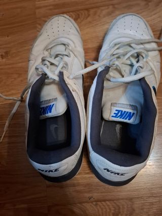 Zapatillas Nike Pista/Padel Talla 42