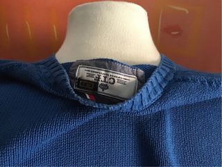 Bonito jersey azul