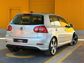 Volkswagen Golf 5 1.6 
