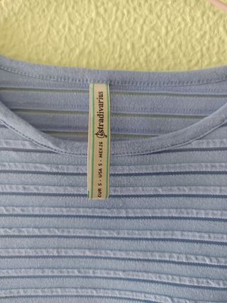 Jersey Stradivarius azul rayas textura
