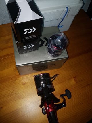 Carrete Daiwa Emblem Surf 45 SCW QD Type-R