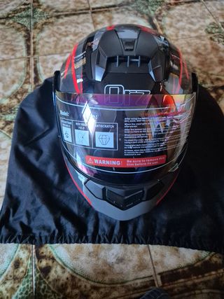 Casco de moto integral negro y rojo talla M