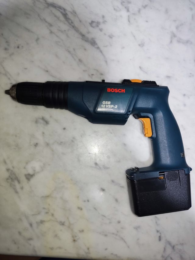 Trapano a batteria Bosch GSB 12 VSP-2